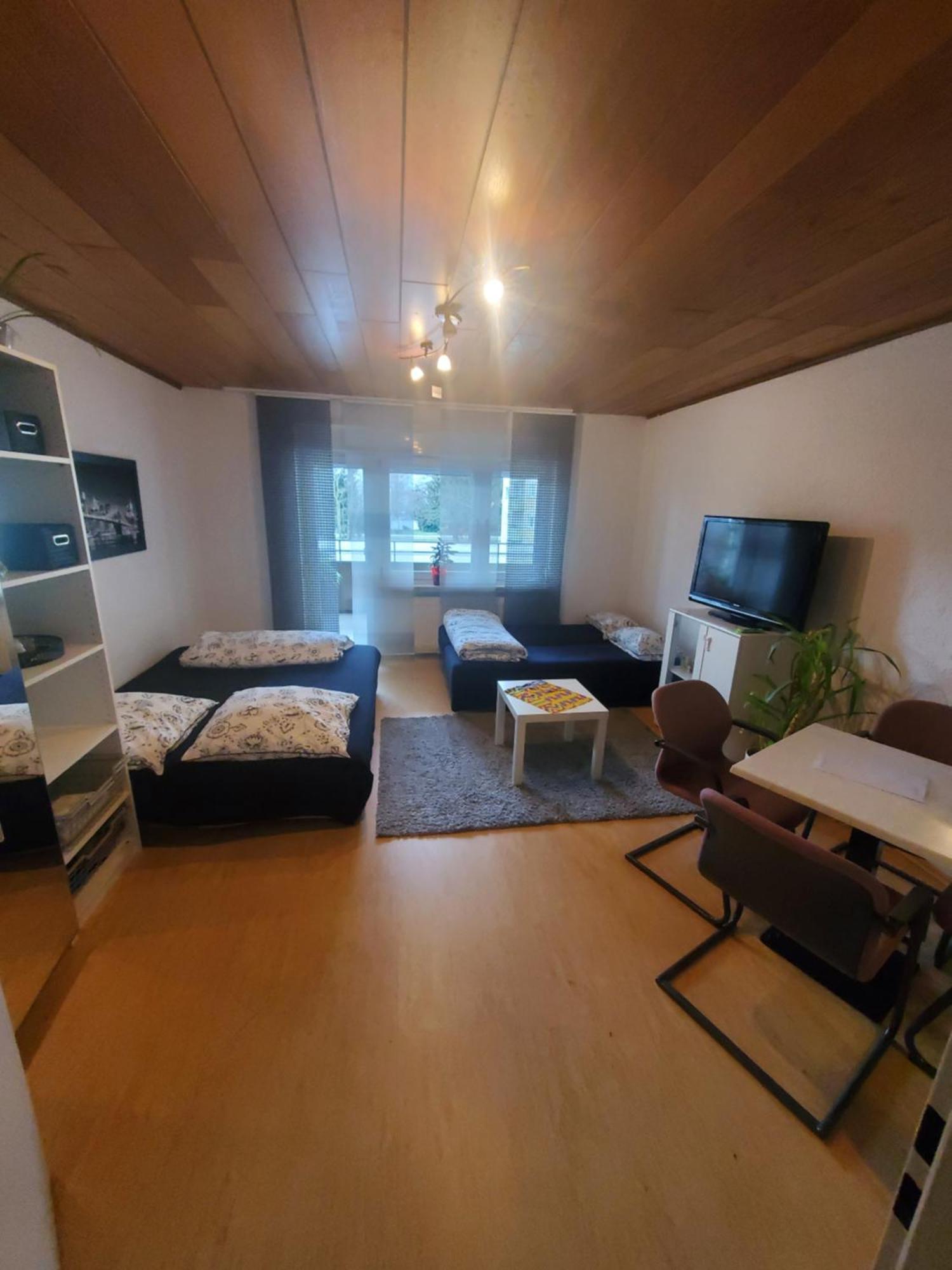 Einzimmerwohnungmit Grossem Balkon Mietersheim Экстерьер фото
