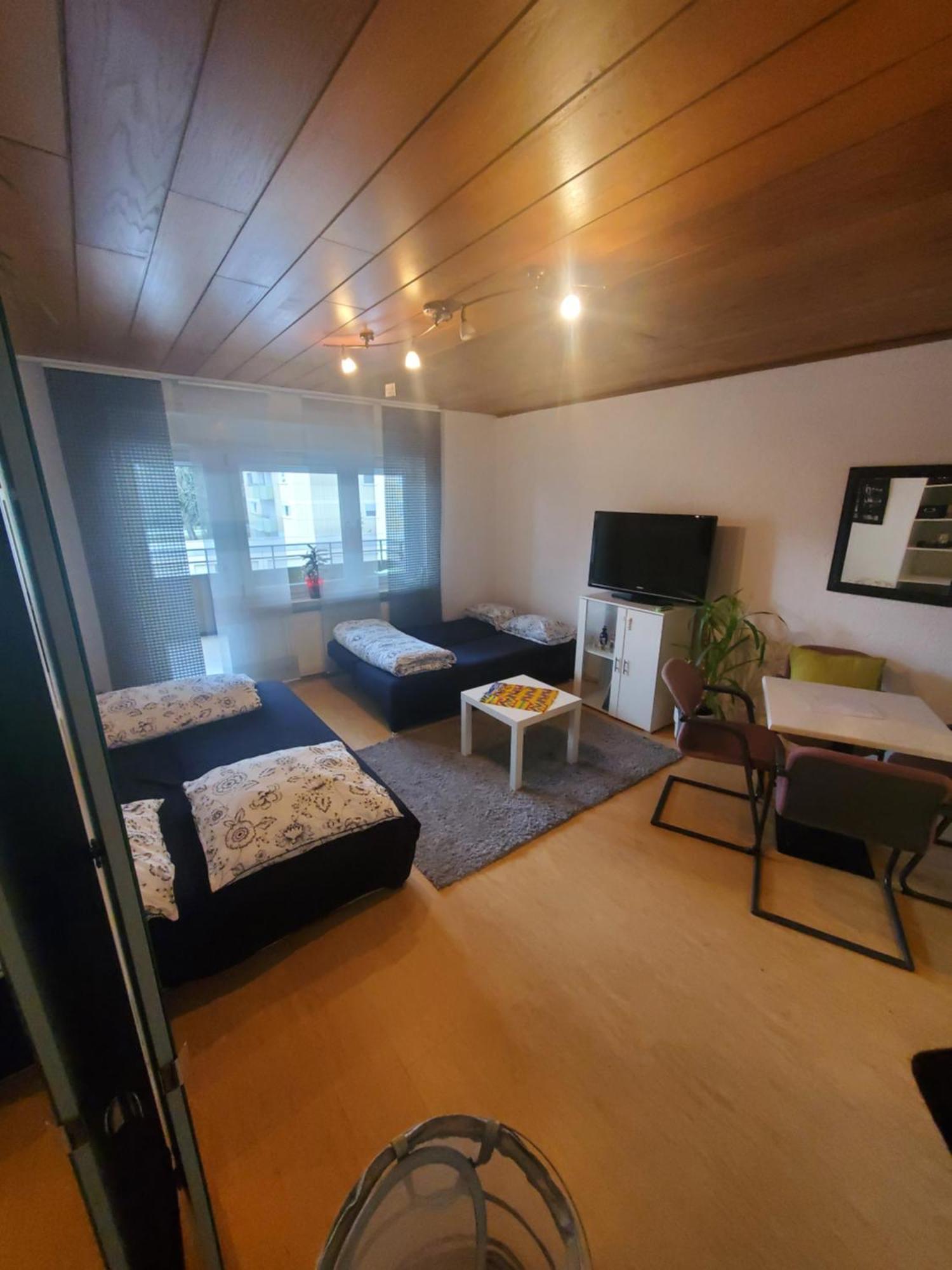 Einzimmerwohnungmit Grossem Balkon Mietersheim Экстерьер фото